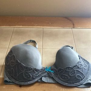 Tart bra‎ 32D
